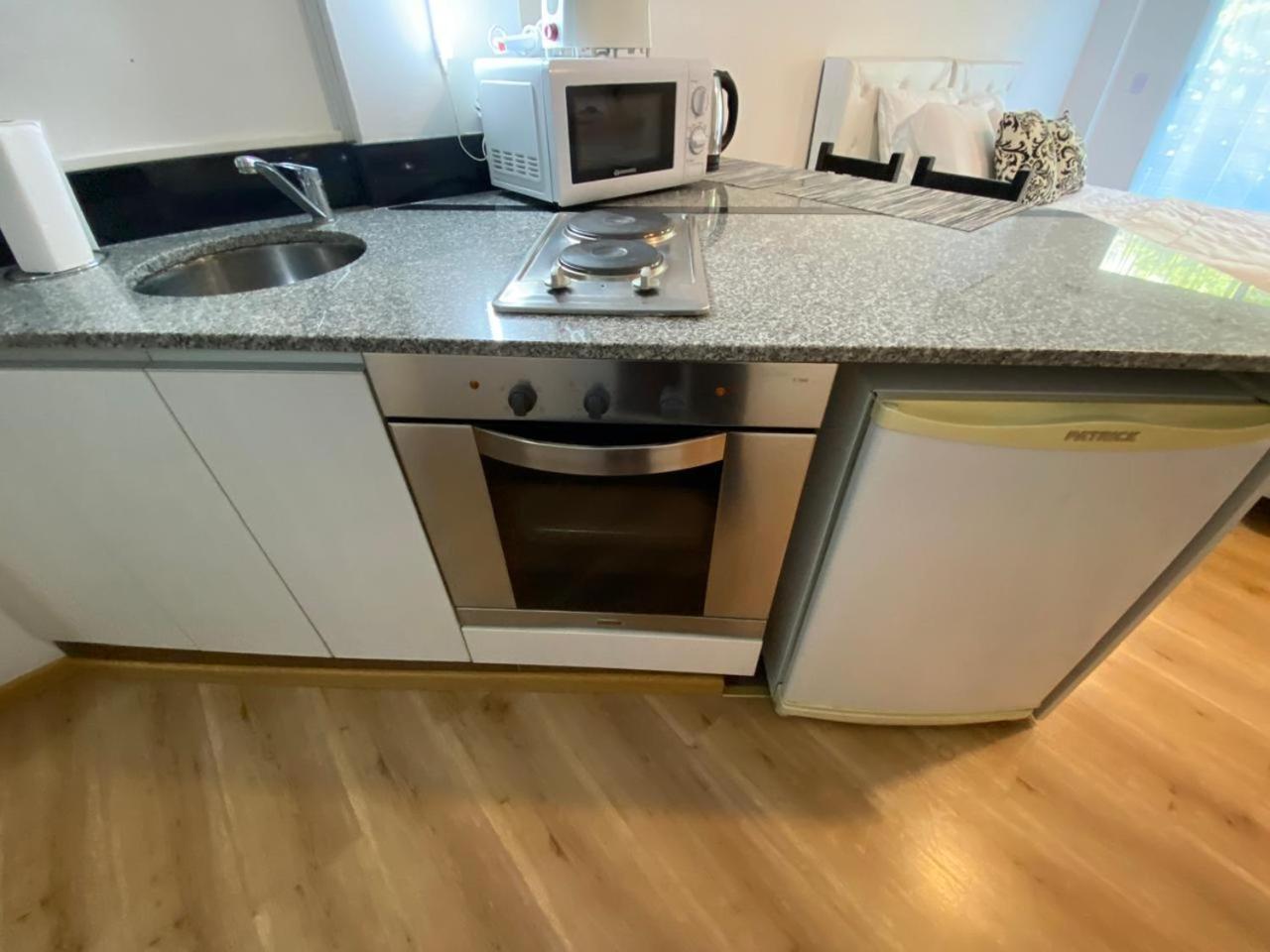 Apartment Moderno Monoambiente Nuevo Con Balcon A La Calle En Barrio Belgrano *